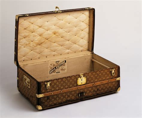 precio baul louis vuitton|louis vuitton handbags.